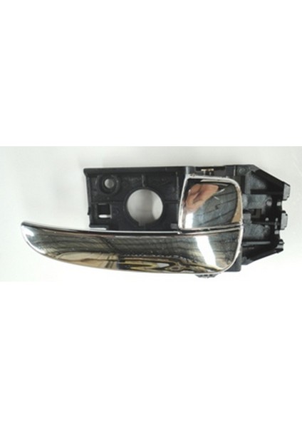2002 - 2003 Hyundai Elantra Ön Kapı Iç Açma Kolu Sağ Nikelajlı (Bfn) (Oem NO:836202D000CA)