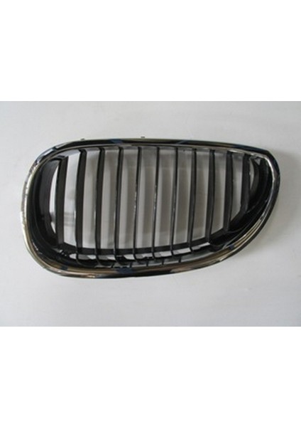 2004 - 2010 Bmw 5 Serı E60 - Ön Panjur Sol Nikelajlı - Siyah (Oem NO:51137027062)