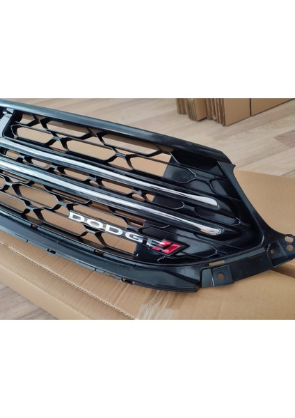 Egea Dodge Panjur Plastik 2015-2020 Boyasız Ön Panjur fırsatları