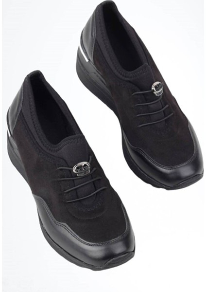 Dolgu Tabanlı Esnek Siyah Spor Ayakkabı Kadın Sneaker - Stonestar