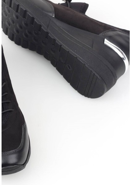 Dolgu Tabanlı Esnek Siyah Spor Ayakkabı Kadın Sneaker - Stonestar