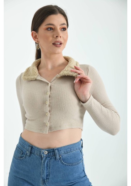 Vizon Gömlek Yaka Kürklü Düğme Detaylı Örme Crop Bluz fırsatları