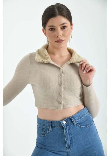 Vizon Gömlek Yaka Kürklü Düğme Detaylı Örme Crop Bluz indirimleri