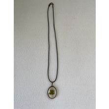 Hediyem Evime Kurutulmuş Dört Yapraklı Yonca Figürlü Kolye Siyah Deri Ipli