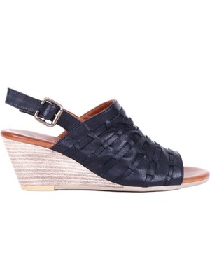 Bueno Shoes Siyah Khv-Bej Deri Kadın Dolgu Topuklu Sandalet