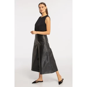 Qui Prive Deri Pantolon