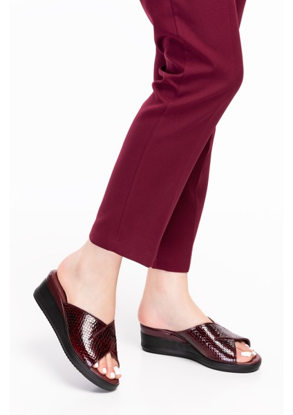 Kadın Yılan Baskı Deri Terlik fiyatları