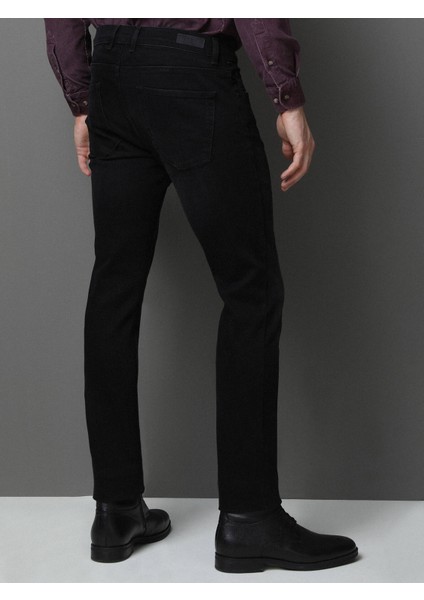 Siyah Slim Fit Denim Pamuk Karışımlı Pantolon indirimleri