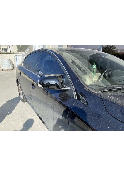 Renault Latitude Batman Yarasa Ayna Kapağı Piano Black 2010-2015 modelleri