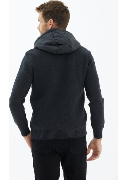 Kapüşonlu Fermuarlı Kapitone Triko Mont - Antrasit fırsatları