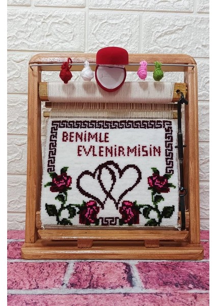 Benimle Evlenirmisin Motifli El Dokuması Hediyelik Minyatür Halı fiyatları