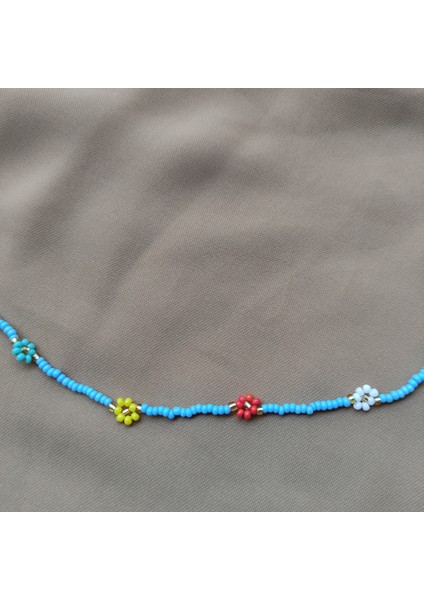 Papatya Detaylı Mavi-Renkli Kum Boncuk Kolye fiyatları