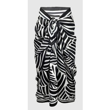 Bolder Lana-Siyah Yaprak Desen Pareo Iç Göstermeyen Parlak KUMAŞ-95CM*145CM