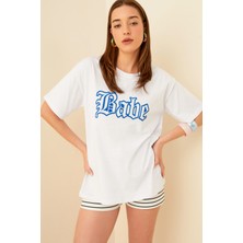 Swist Beyaz Babe Baskılı Oversize Kadın Tshirt