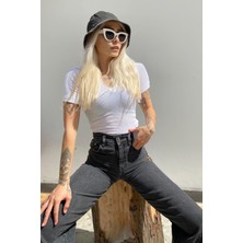 Swist Beyaz Polo Yaka Kısa Kol Crop Bluz