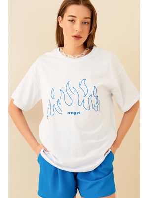 Swist Beyaz Angel Baskılı Oversize Kadın Tshirt