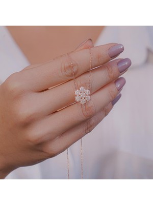 925 Gümüş Kar Tanesi Tasarımlı Rose Kaplama 925 Ayar Gümüş Kolye