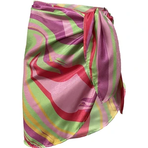 Hailey Kısa Iç Göstermez Pareo