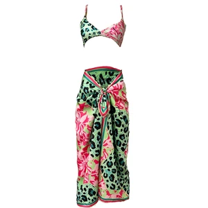 Elena Green Leopard Saten Pareo 145*95 (Iç Göstermez)