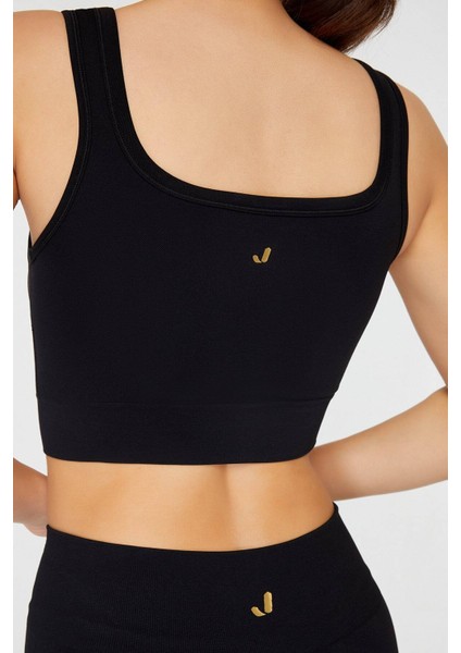 Lucia Bra Siyah fırsatları