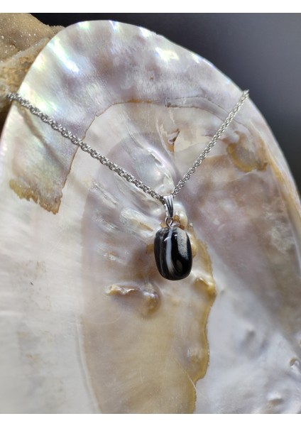 Siyah Göz Akik Doğal Taş Kolye Ucu (47 cm Zincir Dahil)