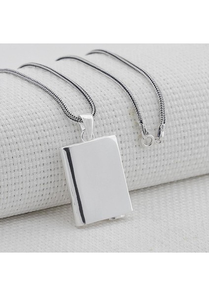 Dikdörtgen Tasarımlı Parlak 925 Ayar Gümüş Cevşen Muska Kabı Kolye