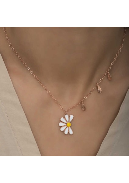 Gümüş Papatya Seviyor Sevmiyor Bayan Kolye indirimleri