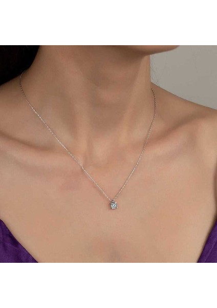 Swarovski Taşlı Gümüş Tektaş Bayan Kolye