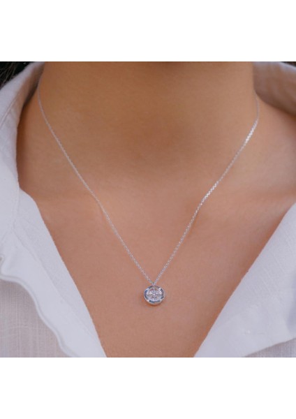 Sedef Taşlı Pusula Tasarımlı 925 Ayar Gümüş Kadın Kolye fiyatları