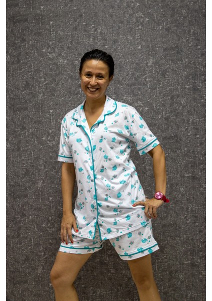 Pamuklu Baskılı Düğmeli Pijama Takımı