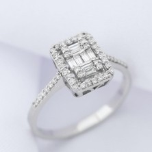 İryum 0.33 Karat H-I Vs Pırlanta 14 Ayar Altın Baget Yüzük