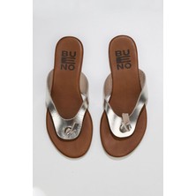 Bueno Shoes Bej Parlak Deri Kadın Düz Terlik