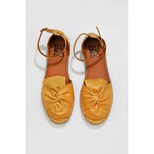 Bueno Shoes Sarı Deri Kadın Düz Sandalet