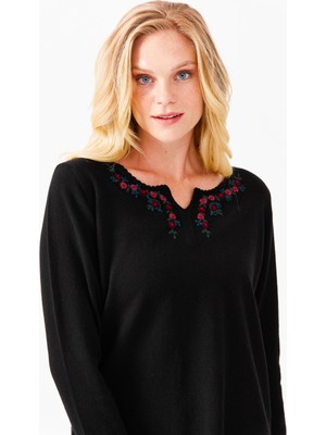 Desen Triko Kadın Sıfır Yaka Yakası Işlemeli Yün Kazak Siyah