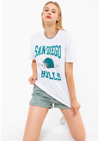 Bisiklet Yaka San Diego Baskılı Beyaz Oversize Kadın T-Shirt