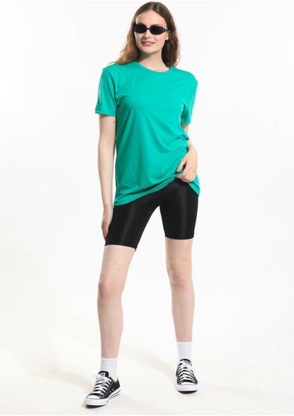Oversize Fit Pamuklu Kısa Kollu Basic Uniseks Kadın Erkek Tişört fırsatları