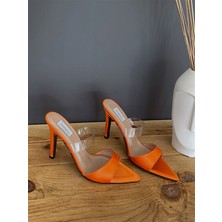 BeBeQ Angel Turuncu Sivri Burun Topuklu Kadın Terlik