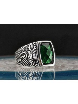 925 Gümüş Özel Işlemeli Yeşil Zirkon Taşlı 925 Ayar Gümüş Yüzük