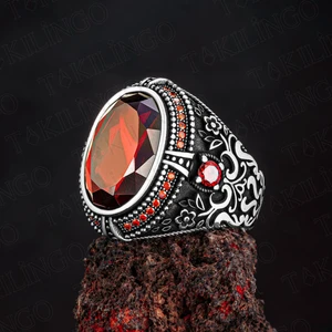 925 Ayar Gümüş Oval Kırmızı Zirkon Taşlı Usta Işi Erkek Yüzük