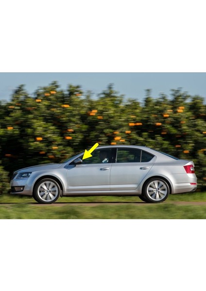 Skoda Octavia 3 A7 2013-2017 Sol Yan Dış Dikiz Aynası Çerçevesi 5E0857531