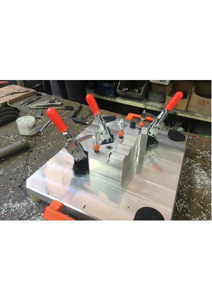 Dikey Bağlantı Elemanları / 1101-D / Yatay Taban Toggle Clamp