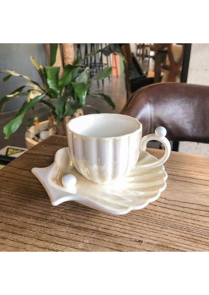 Sevimli Yaratıcı Porselen Fincan ve Tabağı Seramik Basit Çay Setleri Modern Tasarım Kahve Süt Suyu Su Bardağı Kafe | Kupalar (Yurt Dışından)