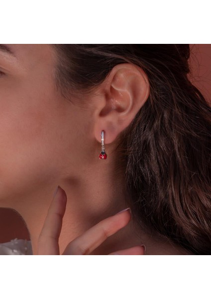 Uğur Böceği Figürlü Sallantılı 925 Ayar Gümüş Küpe