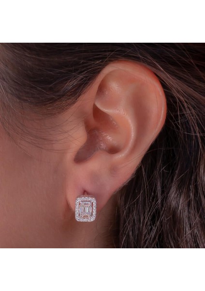 Baget Taşlı 925 Ayar Gümüş J Küpe