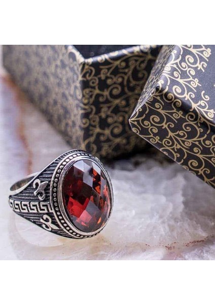 925 Ayar Gümüş Kırmızı Zirkon Taşlı Yüzük