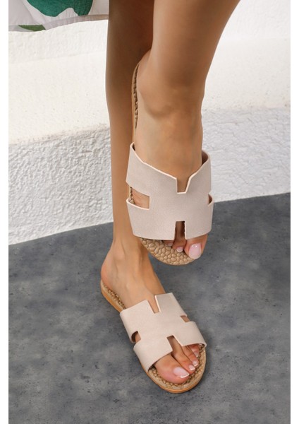 Shoes Kadın Herm Krem Rahat Terlik fiyatları