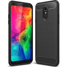 Microcase LG Q7 Prime - LG Q7 Bts Edition Brushed Carbon Fiber Silikon Kılıf