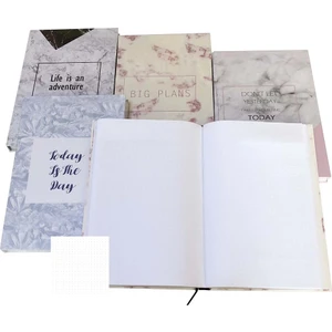 17X24 Cm Sert Kapak 144 Yaprak İzometrik Noktalı Defter
