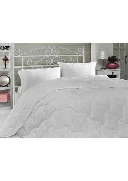 Extra Çift Kişilik Microfiber Yorgan Seti +2 Yastık