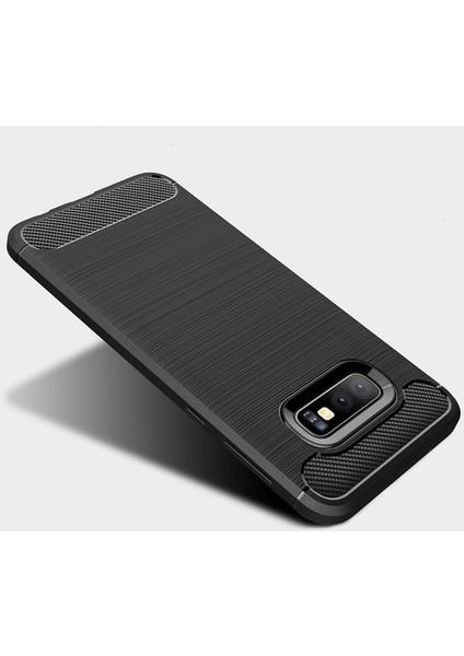 Samsung Galaxy S10E Brushed Carbon Fiber Silikon Kılıf
